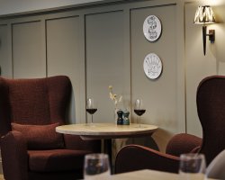 Book Dinner, Bed & Breakfast direct and receive a complimentary drink!